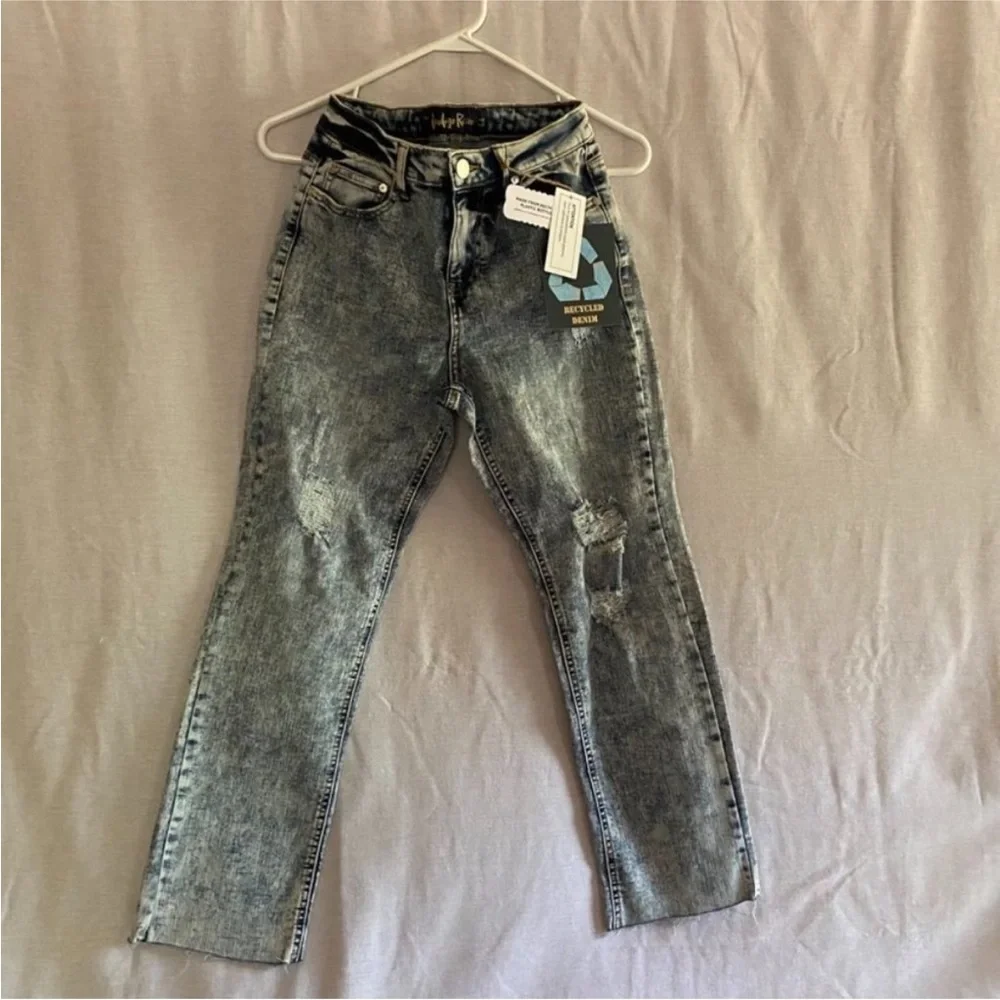 Indigo Rein NWT Super High Rise Straight Leg Above ankle Jeans Size (24X27)